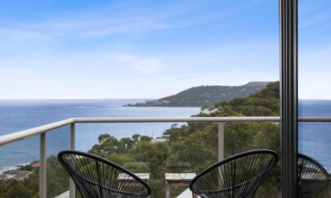 Lorne House | Summer By The Bay