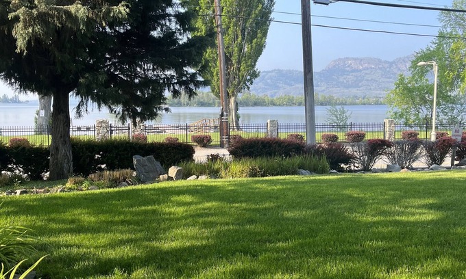 Okanagan-Similkameen Hotel | SUMMER FUN For the entire family! Snowbird special now available
