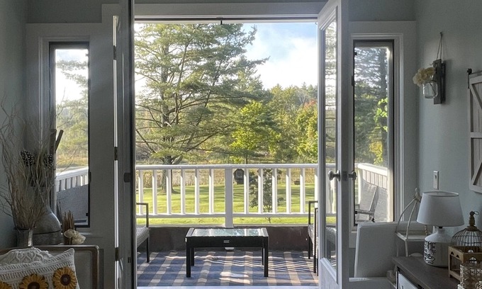Stockbridge Condo | Summer in the BERKSHIRES!