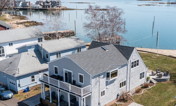 Branford House | Summer Island Point Waterfront Escape