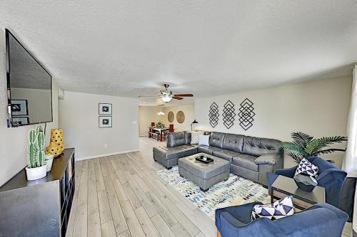Paradise Valley Village House | Summer Lovin
