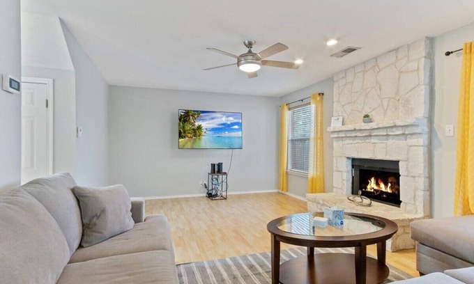 San Antonio House | Summer specials! Shotgun Drive, San Antonio