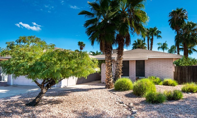 Pleasant Valley Estates House | Summer Specials- Total Comfort close to PV Mall and Golf
