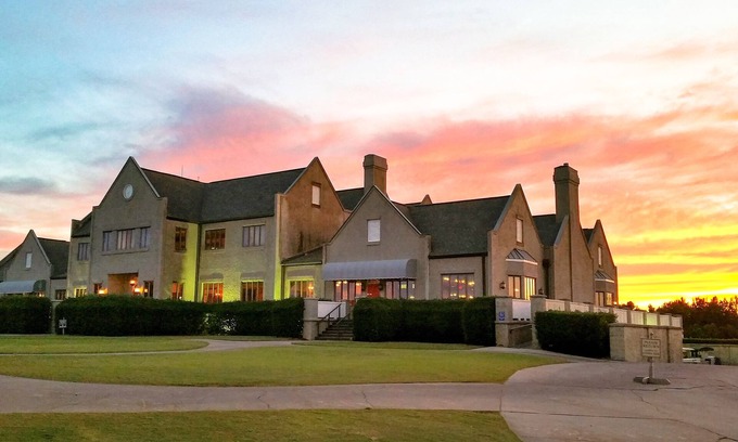 Red Hill Condo | Summer Vacation Prime Location Premier Accommodations !ποΈββοΈπ Book Now !