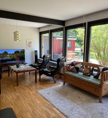 Aspet House | Summers Paradise