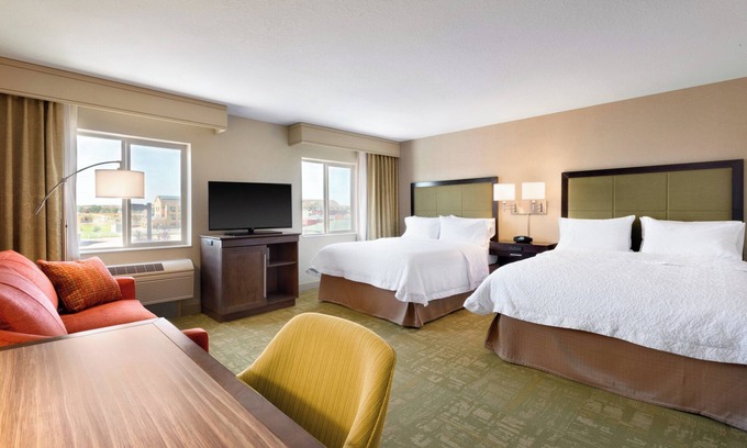 Gillette Hotel | Summit Suites