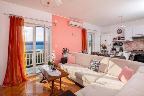 Medici Apartment | Sun Blue Apartment