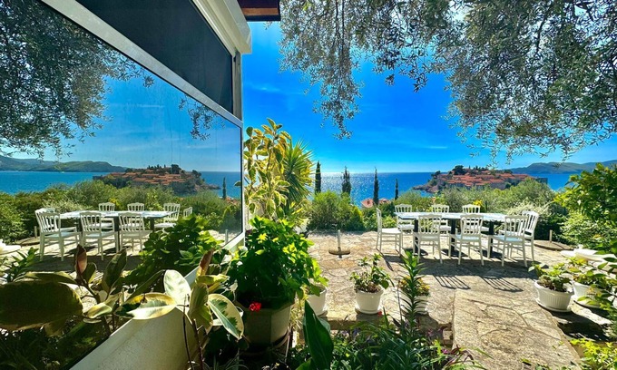 Sveti Stefan Apartment | Sun Rose apartments Sveti Stefan