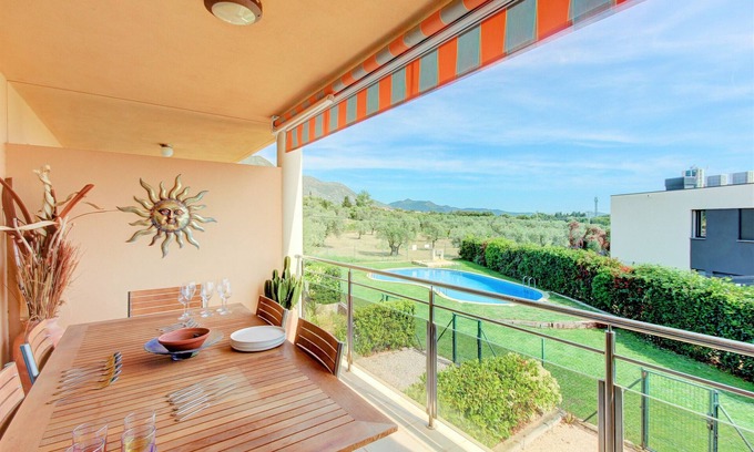El Mas Isaac Apartment | SUN VILLAGE P2