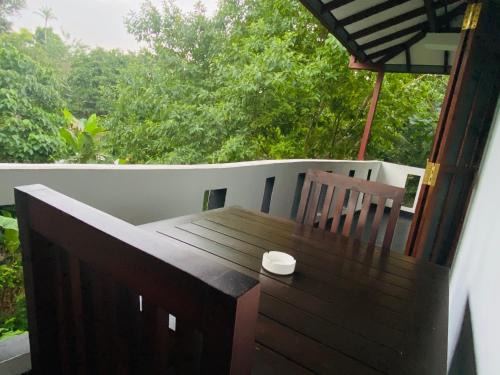 Thiranagama House | Sun White Villa