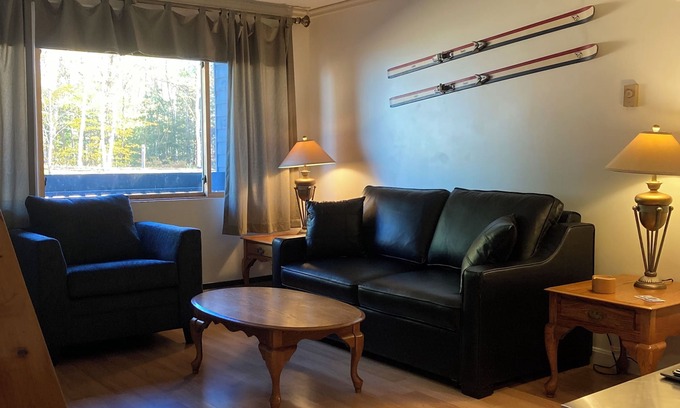 Sunday River Area Condo | Sunday River Brookside on mountain ski in/out with outdoor pool and hot tub