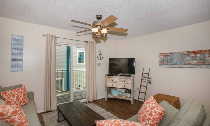 Ono Island Condo | Sundial 2C - Great Views - Great Location and Amenities
