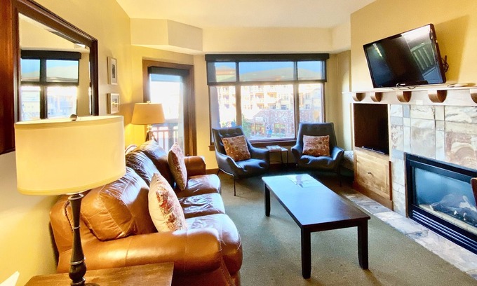 Park City Condo | Sundial Lodge-Ski in/Ski out-1 Bedroom/1 Bathroom-Sleeps 4-Unit B315-613 sq. ft.