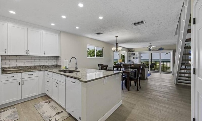 Boca Grande House | Sundown 12 - Beachfront Townhome - close to the Village of Boca Grande