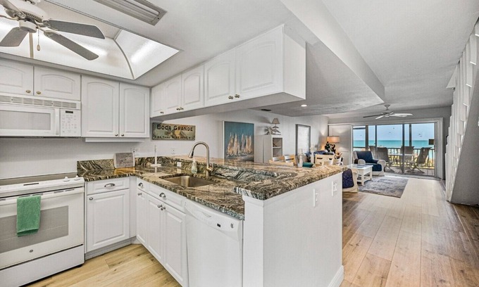 Boca Grande House | Sundown 26 - Beachfront - 2 bed/2.5 Bath - Close to Boca Grande Village - Sleeps 4