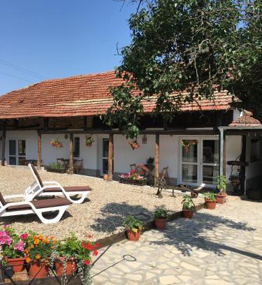 Polski Trambesh House | Sunflower Guest House Bulgaria