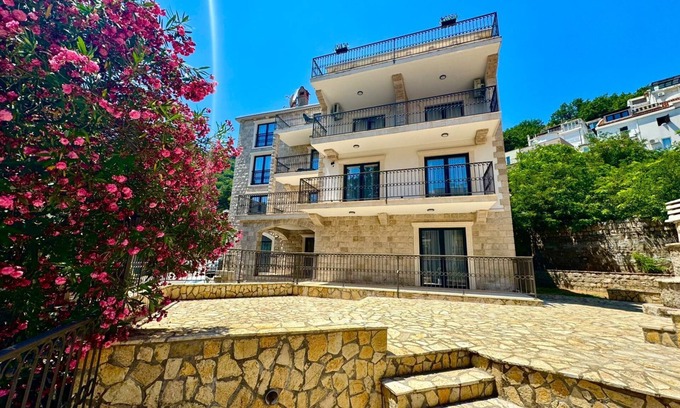 Babin do Apartment | Sunny Bay Apartments