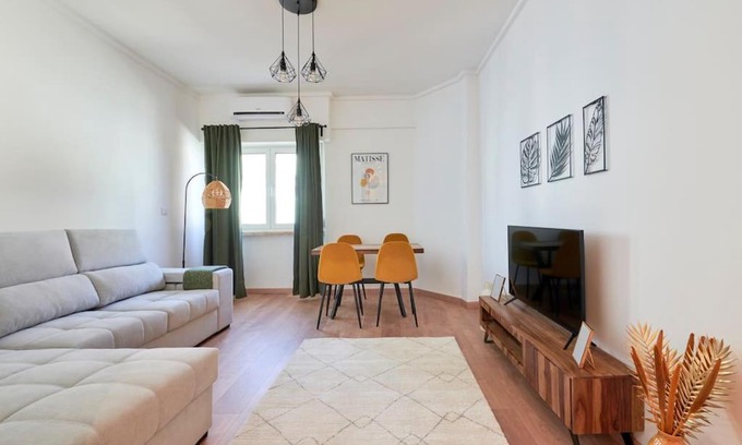 Amadora Apartment | Sunny Brand New Cozy Apartment