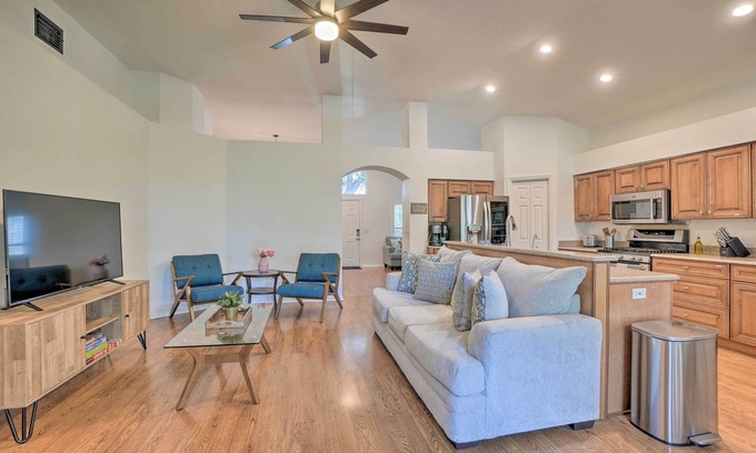 Sterling Ranch House | Sunny Brandon Getaway w/Fire Pit!