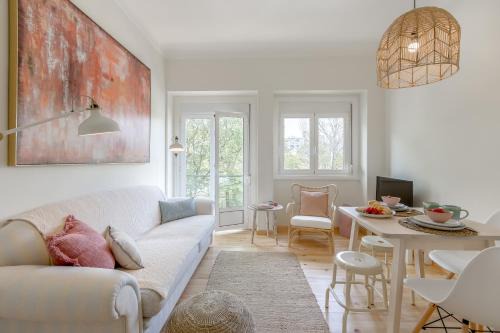 Alvalade Apartment | Sunny, Bright and Quiet Apartment, By TimeCooler