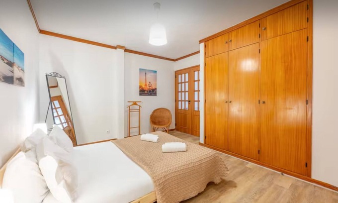Cascais Apartment | Sunny Cascais Apartment 5min stroll to the Beach Calm Surroundings