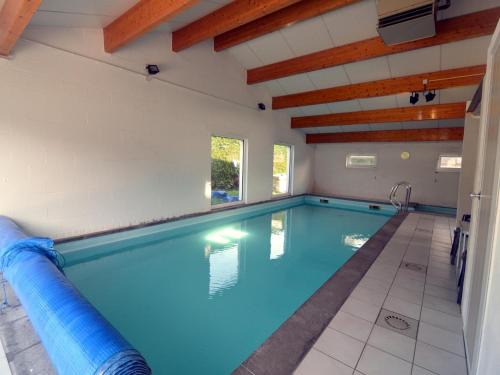 Awagne House | Sunny Cottage with Pool