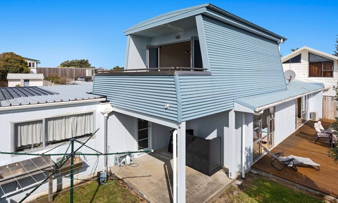 Ohope House | SUNNY DAZE - OHOPE HOLIDAY HOME, family friendly in Ohope Beach