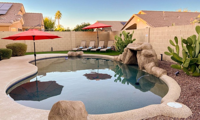 El Mirage House | Sunny Desert Escape with Heated POOL! Near Spring Training, Stadium & Westgate