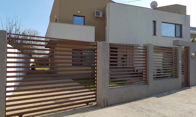 Constanta House | Sunny Family Vila Constanta