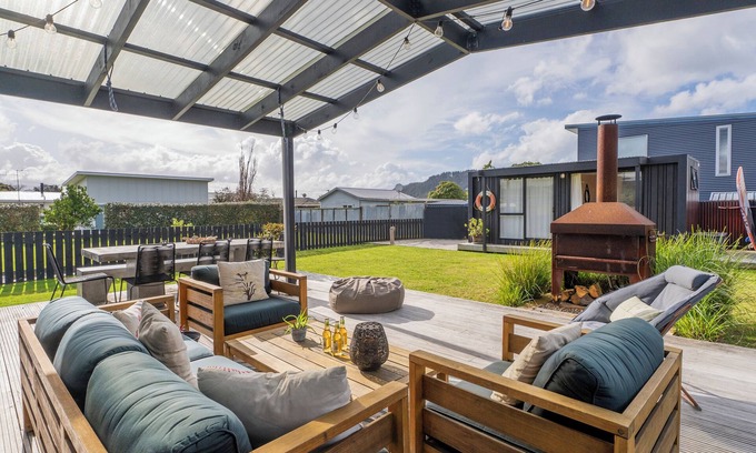 Whangamata House | Sunny Hideaway - Whangamata Holiday Home
