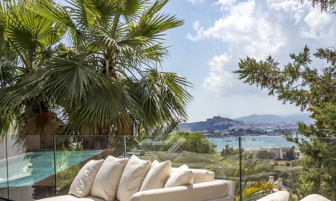 Puig Manya Villa | Sunny Laguna - Ubér Luxury Sea-View Villa