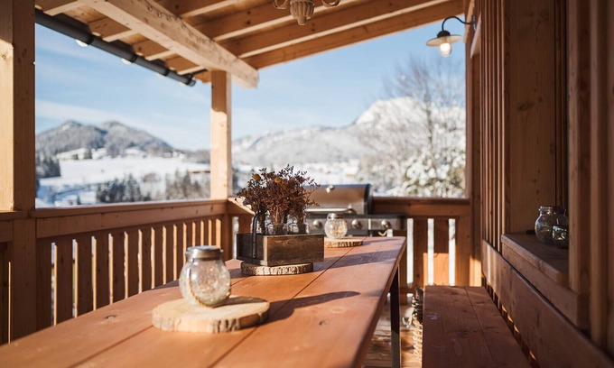 Obertressen House | Sunny luxury vacation home in Bad Aussee