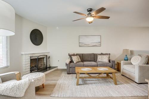 Ivey Ranch - Rancho Del Oro House | Sunny Oceanside Home with Patio, 5 Mi to Downtown!