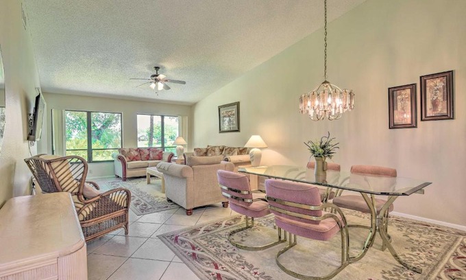Sarasota Villa | Sunny Sarasota Villa with Lanai Less Than 5 Mi to Beach