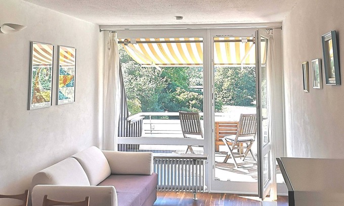Kiel Apartment | Sunny Seaside Apartment