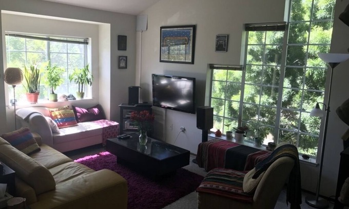 Poets Corner Condo | Sunny spacious 2 bd/ba condo with vaulted ceilings
