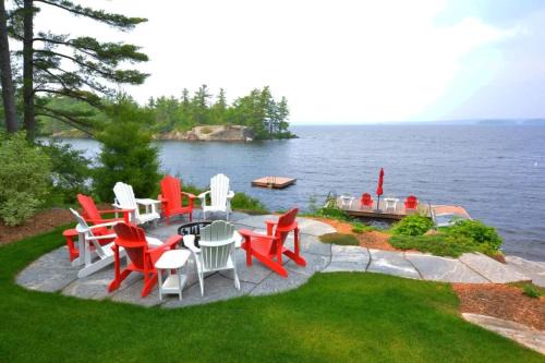 Gravenhurst House | Sunnyside Up