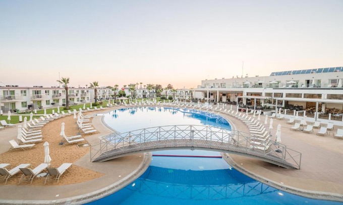 Ayia Napa Hotel | Sunprime Ayia Napa Suites - Adults Only