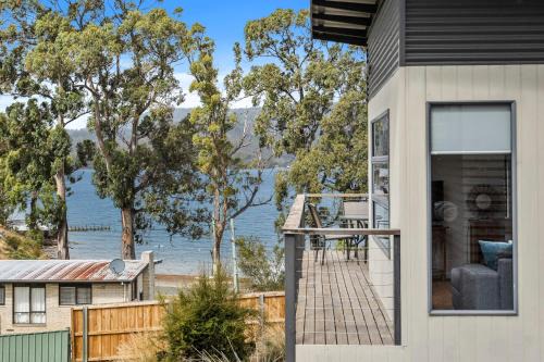 Dover Apartment | Sunrise Cottage- Dover Tasmania