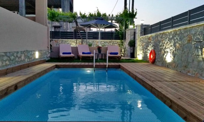 Monopari House | Sunrise Residence