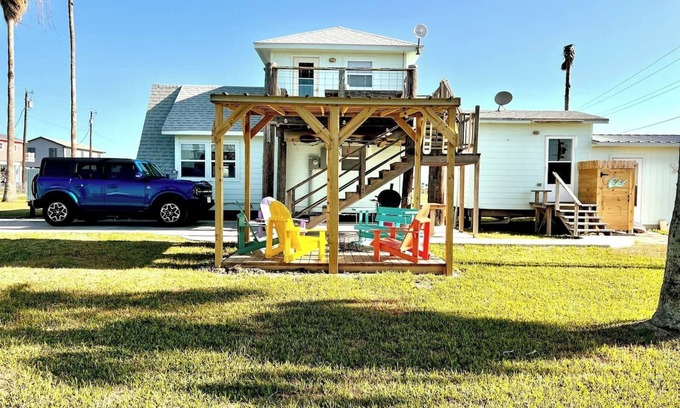 Port Lavaca House | Sunrise, Sunsets and Redfish at the Bungalows on South Ocean