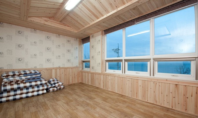 Jangheung Condo | Sunrise Yeodaji Pension