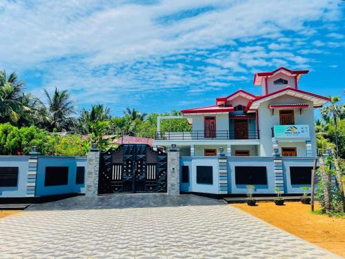 Maritimepattu House | Sunset Chalet