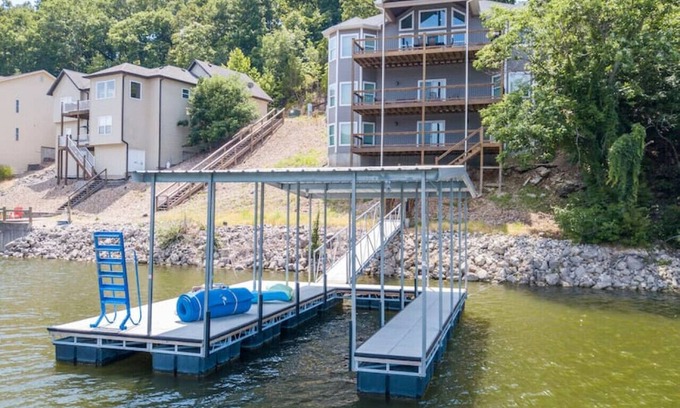 Buckingham Estates House | Sunset Chateau- In Libbys Cove, 7 Bedroom