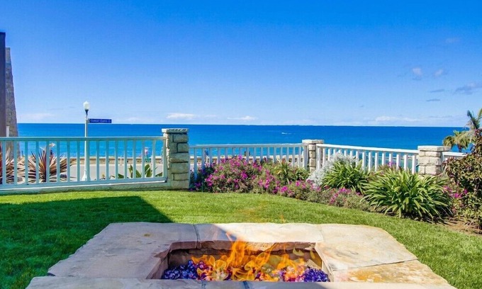 Sunset Cliffs Villa | SUNSET CLIFFS OCEAN VIEW HOME-1 House from Ocean & Now with New AC Sale