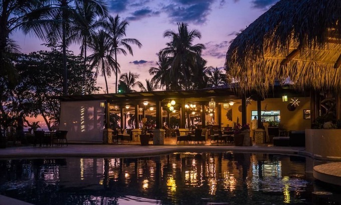 Esterillos Este House | Sunset del Mar Beach Front House