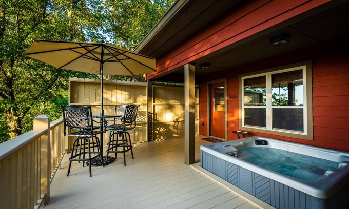Mentone Cabin | Sunset Hill in Mentone