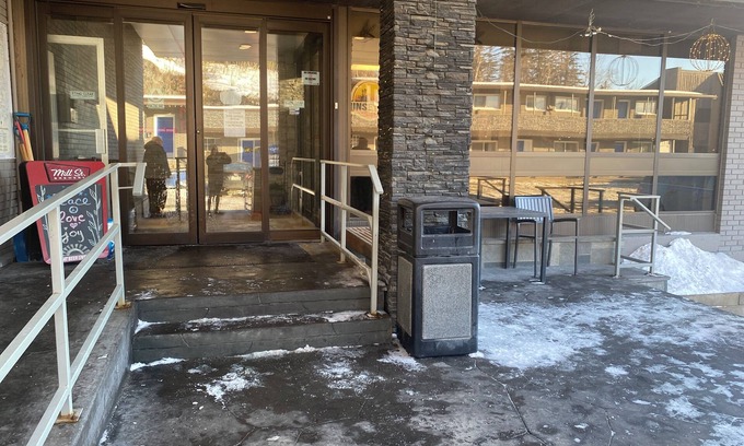Kenora Hotel | Sunset Inn Kenora