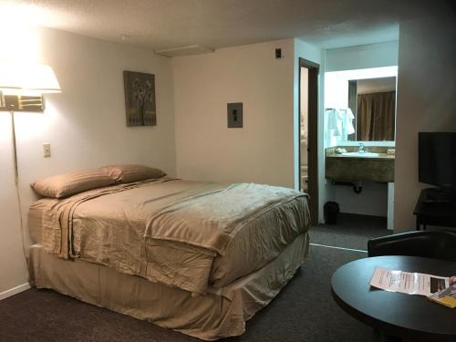 Wamsutter Hotel | Sunset Inn