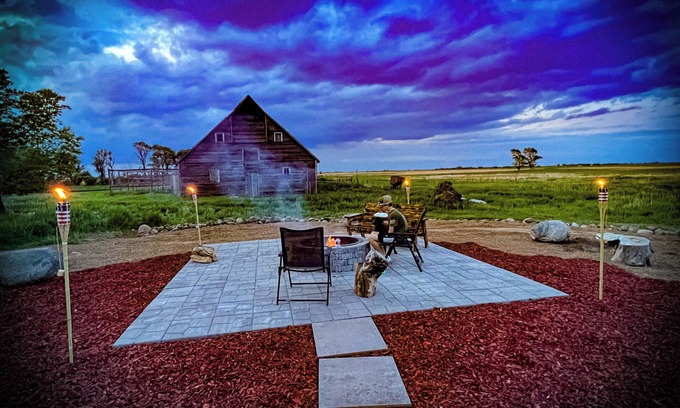 Fedora Cabin | Sunset Lodge ~ Your Adventure Awaits